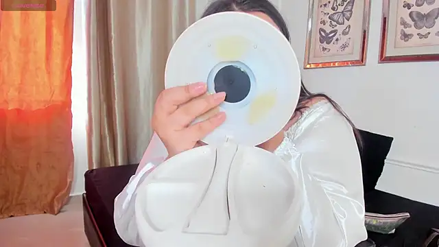 Snapshot of Tessa_Sinclaire chatting on September 27, 2025, 8:03 pm Tessa Sinclaire online show from September 27, 2025, 8:03 pm