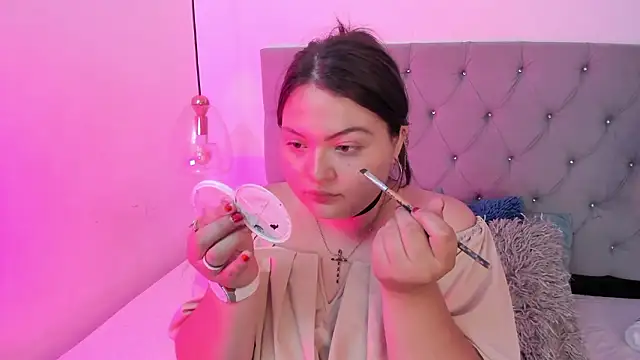 Tessa Sinclaire online show from March 16, 2026, 9:08 pm