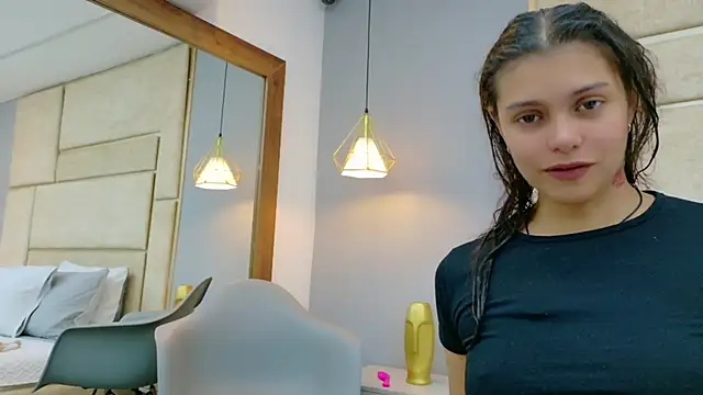 Snapshot of Ashley_HotGirl chatting on October 3, 2025, 3:31 pm Ashley HotGirl online show from October 3, 2025, 3:31 pm