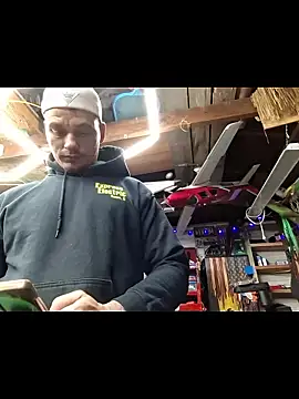 twistafatpipe online show from January 10, 2026, 8:05 am