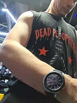 twistafatpipe online show from April 14, 2026, 5:13 am