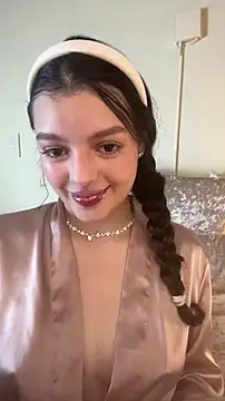 AriaHeavenss online show from November 13, 2025, 12:20 am