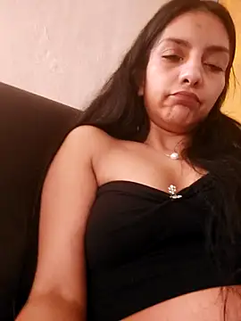 Snapshot of BbyIshtaar chatting on November 3, 2025, 4:19 pm BbyIshtaar online show from November 3, 2025, 4:19 pm