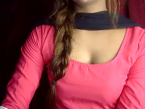 Snapshot of heartless_Queen chatting on September 19, 2025, 5:20 am heartless Queen online show from September 19, 2025, 5:20 am