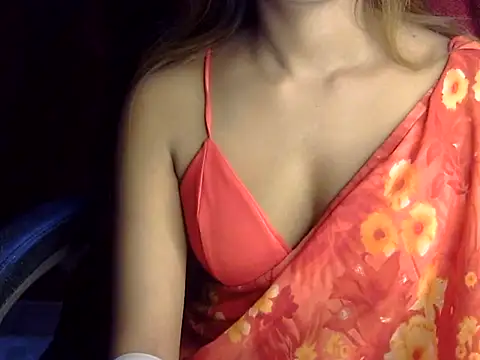 Snapshot of heartless_Queen chatting on November 26, 2025, 6:14 am heartless Queen online show from November 26, 2025, 6:14 am