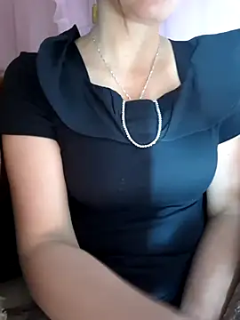 Snapshot of Nana-bar chatting on November 28, 2025, 3:47 pm Nana-bar online show from November 28, 2025, 3:47 pm