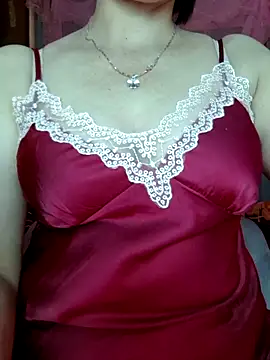 Snapshot of Nana-bar chatting on May 8, 2026, 7:14 am Nana-bar online show from May 8, 2026, 7:14 am