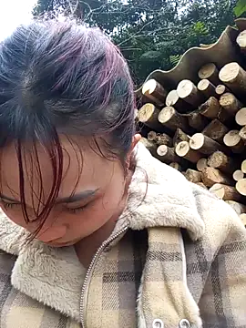 EllyBaby20 online show from December 20, 2025, 5:47 am