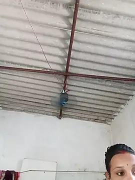 Snapshot of Chandni_Love143 chatting on September 15, 2025, 3:39 am Chandni Love143 online show from September 15, 2025, 3:39 am