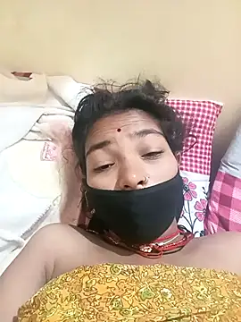 Snapshot of Chandni_Love143 chatting on December 2, 2025, 1:00 am Chandni Love143 online show from December 2, 2025, 1:00 am