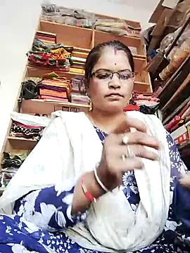 Snapshot of Bhavna_hot chatting on September 10, 2025, 11:32 am Bhavna hot online show from September 10, 2025, 11:32 am