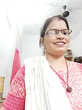 Snapshot of Bhavna_hot chatting on September 18, 2025, 12:07 pm Bhavna hot online show from September 18, 2025, 12:07 pm