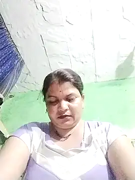 Snapshot of Bhavna_hot chatting on October 5, 2025, 6:39 pm Bhavna hot online show from October 5, 2025, 6:39 pm