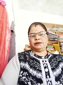Snapshot of Bhavna_hot chatting on December 17, 2025, 7:58 am Bhavna hot online show from December 17, 2025, 7:58 am