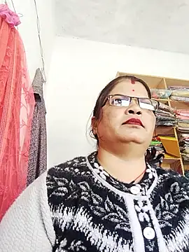 Snapshot of Bhavna_hot chatting on December 18, 2025, 7:58 am Bhavna hot online show from December 18, 2025, 7:58 am