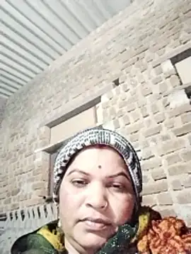 Snapshot of Bhavna_hot chatting on December 21, 2025, 4:47 pm Bhavna hot online show from December 21, 2025, 4:47 pm