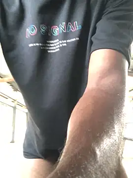 Snapshot of kavi1q1 chatting on November 9, 2025, 3:27 am kavi1q1 online show from November 9, 2025, 3:27 am