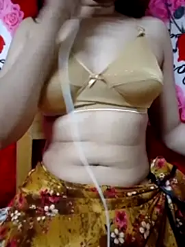 Tanishacutie online show from November 5, 2025, 6:13 am