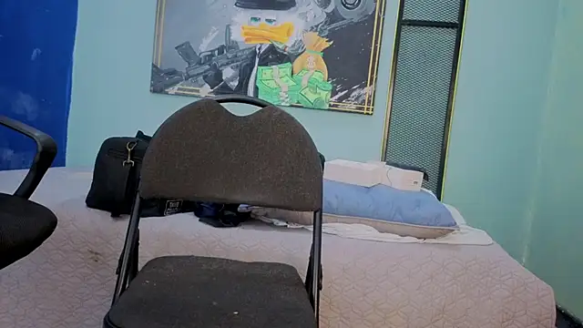 DylanGuss online show from November 27, 2025, 12:07 pm