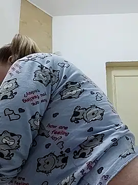 Snapshot of Kiss_Eva chatting on February 23, 2025, 8:28 am Kiss Eva online show from February 23, 2025, 8:28 am