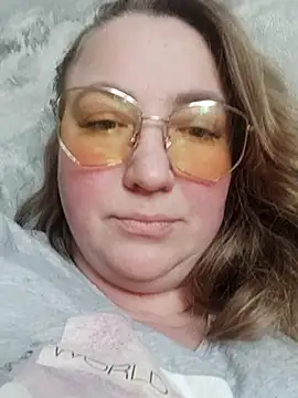 Snapshot of Kiss_Eva chatting on March 8, 2025, 11:58 am Kiss Eva online show from March 8, 2025, 11:58 am