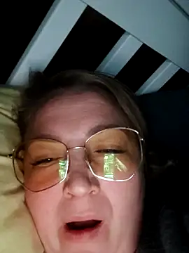 Snapshot of Kiss_Eva chatting on September 28, 2025, 10:37 pm Kiss Eva online show from September 28, 2025, 10:37 pm