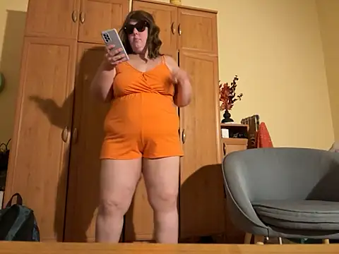 CherryLace04 online show from September 23, 2025, 7:39 pm