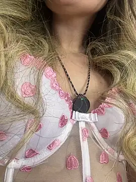 Pribaixinha online show from March 29, 2026, 9:37 pm