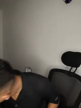 Snapshot of Juann-cock chatting on May 24, 2026, 2:27 am Juann-cock online show from May 24, 2026, 2:27 am