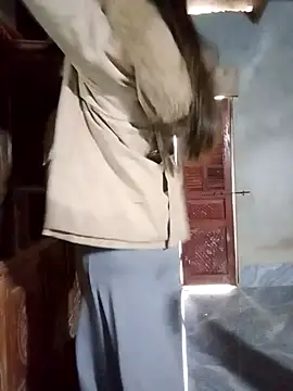 Snapshot of sulove_xx chatting on March 13, 2026, 1:45 am sulove xx online show from March 13, 2026, 1:45 am