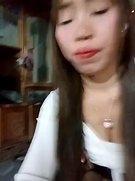 Snapshot of sulove_xx chatting on March 31, 2026, 11:32 am sulove xx online show from March 31, 2026, 11:32 am