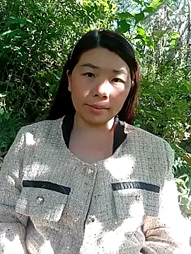 quynhkoolbae online show from November 28, 2025, 6:49 am