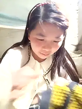 quynhkoolbae online show from February 3, 2026, 1:59 am