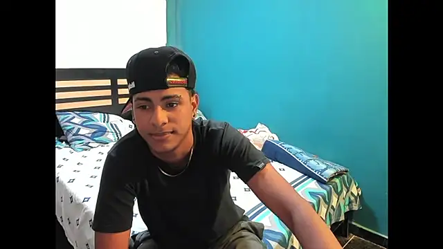Andrew25- online show from August 3, 2026, 9:51 pm