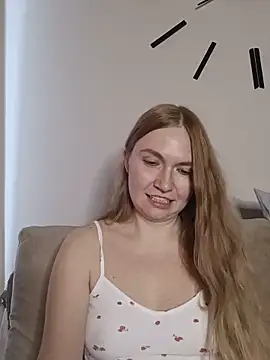 KisaVixen online show from May 28, 2026, 4:26 pm