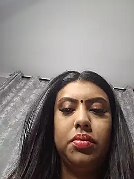 Indian GlowingMiax online show from February 18, 2026, 2:07 am