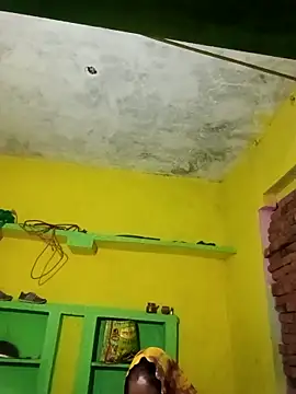 Rubi12A online show from December 18, 2025, 2:45 pm