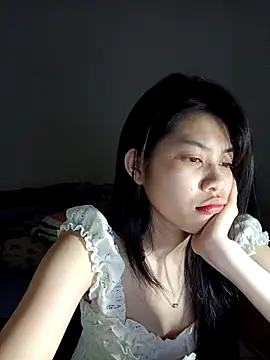 Snapshot of Katanh chatting on April 1, 2026, 1:52 pm Katanh online show from April 1, 2026, 1:52 pm