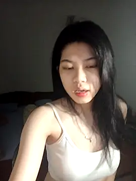 Snapshot of Katanh chatting on April 25, 2026, 7:33 am Katanh online show from April 25, 2026, 7:33 am