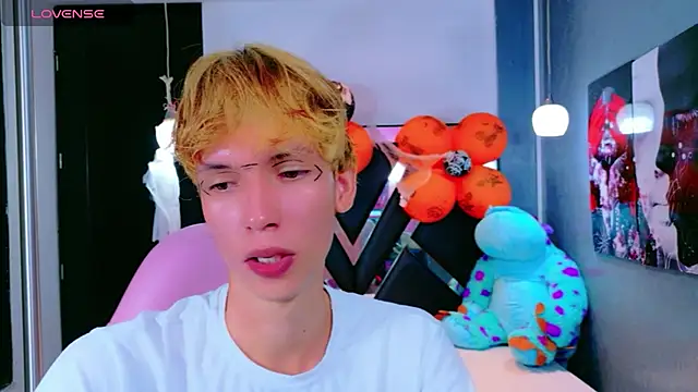 Snapshot of park_jimin1 chatting on October 26, 2025, 2:17 am park jimin1 online show from October 26, 2025, 2:17 am