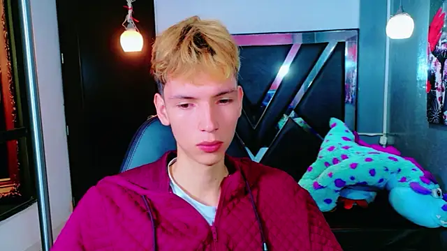 Snapshot of park_jimin1 chatting on December 5, 2025, 12:14 pm park jimin1 online show from December 5, 2025, 12:14 pm