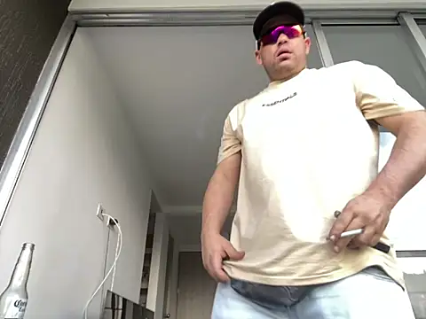 Snapshot of rider239 chatting on October 4, 2025, 9:35 pm rider239 online show from October 4, 2025, 9:35 pm