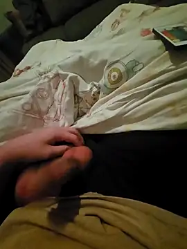 Snapshot of Ard0611 chatting on February 16, 2026, 7:43 pm Ard0611 online show from February 16, 2026, 7:43 pm