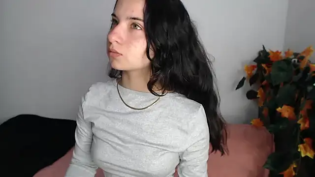   abrill   online show from November 30, 2025, 4:22 pm