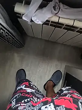 xxxfeo online show from April 24, 2026, 2:30 pm