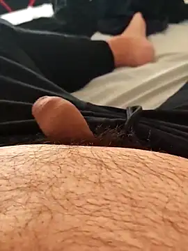 Snapshot of t-dog26 chatting on October 29, 2025, 1:57 pm t-dog26 online show from October 29, 2025, 1:57 pm