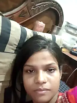 Komal0099 online show from November 3, 2025, 2:51 pm