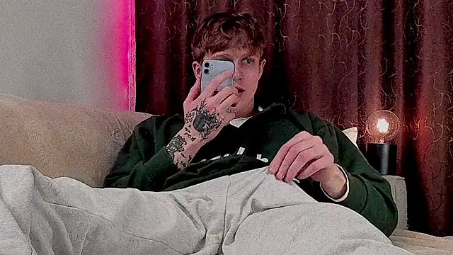 TalkingHead 0  online show from April 14, 2026, 7:53 pm