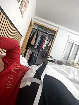 Waner16 online show from December 23, 2025, 6:22 am