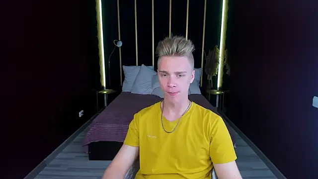 LawrenceMiles online show from September 26, 2025, 10:52 am